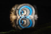 Ein Hydroschild ist perfekt für große Outdoor-Lasershows und multimediale Projektionen