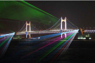 Lasershow Busan Gwangan Grand Bridge Suedkorea